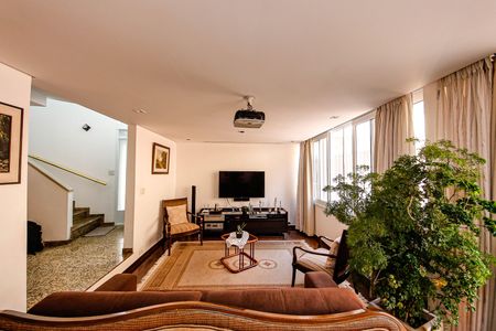 Sala de casa à venda com 6 quartos, 278m² em Jardim Avelino, São Paulo
