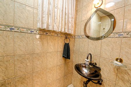 Casa à venda com 278m², 6 quartos e 5 vagasLavabo