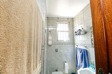 Casa à venda com 278m², 6 quartos e 5 vagasBanheiro 2