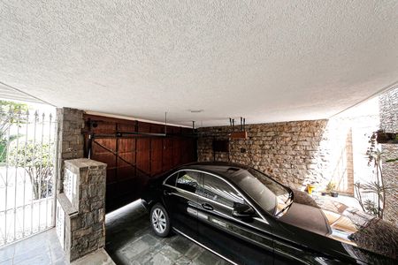 Casa à venda com 278m², 6 quartos e 5 vagasGaragem