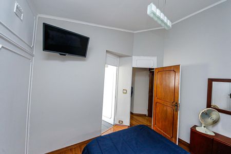 Casa à venda com 278m², 6 quartos e 5 vagasSuíte