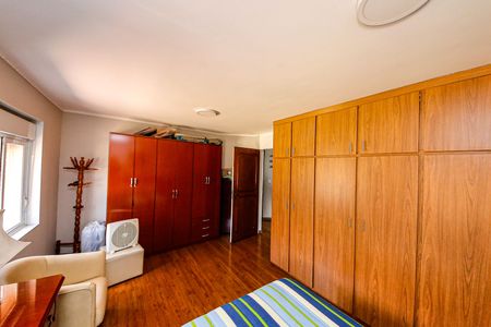 Casa à venda com 278m², 6 quartos e 5 vagasQuarto 3