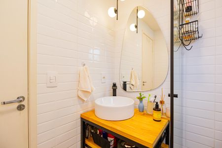 Apartamento à venda com 68m², 2 quartos e 1 vagaBanheiro da Suíte