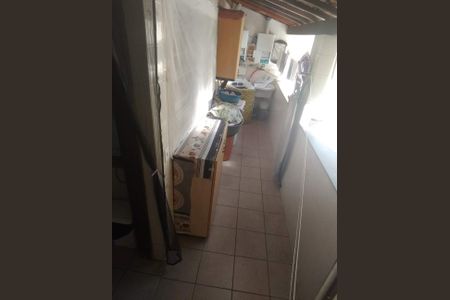 Casa à venda com 380m², 4 quartos e 5 vagas Casa à venda com 380m², 4 quartos e 5 vagasLavanderia