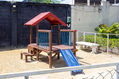 Apartamento para alugar com 41m², 2 quartos e 1 vagaÁrea comum - Playground