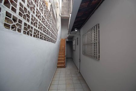 Casa para alugar com 130m², 3 quartos e 2 vagas Casa para alugar com 130m², 3 quartos e 2 vagasCorredor
