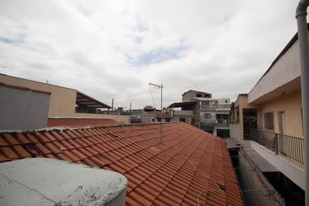 Casa para alugar com 130m², 3 quartos e 2 vagas Casa para alugar com 130m², 3 quartos e 2 vagasVista do Quintal