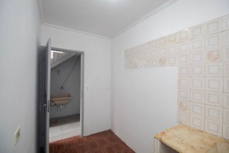 Casa para alugar com 130m², 3 quartos e 2 vagas Casa para alugar com 130m², 3 quartos e 2 vagasCozinha da Edícula