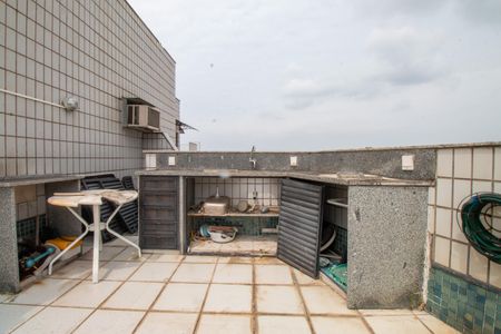 Apartamento para alugar com 200m², 4 quartos e 2 vagas Apartamento para alugar com 200m², 4 quartos e 2 vagasCobertura