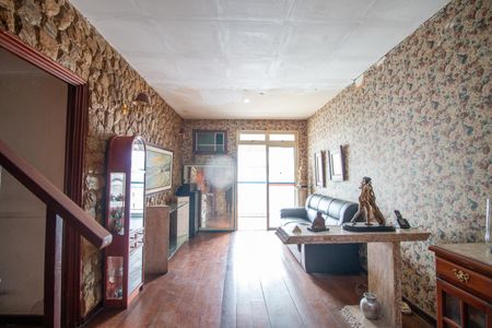 Apartamento para alugar com 200m², 4 quartos e 2 vagas Apartamento para alugar com 200m², 4 quartos e 2 vagasSala