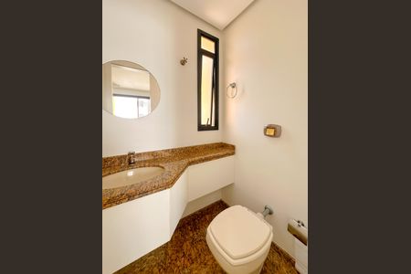 Apartamento para alugar com 329m², 4 quartos e 3 vagasLavabo