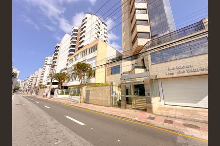 Apartamento para alugar com 329m², 4 quartos e 3 vagasVista da Rua