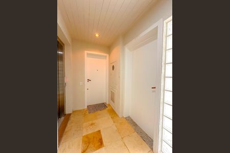 Apartamento para alugar com 329m², 4 quartos e 3 vagasHall social