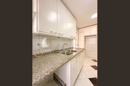 Apartamento para alugar com 329m², 4 quartos e 3 vagasCozinha