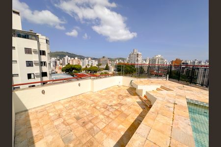 Apartamento para alugar com 329m², 4 quartos e 3 vagasPiscina