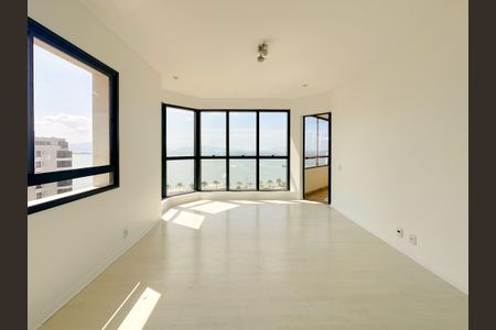 Apartamento para alugar com 329m², 4 quartos e 3 vagasSala