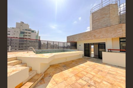 Apartamento para alugar com 329m², 4 quartos e 3 vagasPiscina