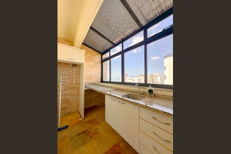 Apartamento para alugar com 329m², 4 quartos e 3 vagasChurrasqueira