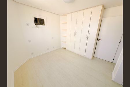 Apartamento para alugar com 329m², 4 quartos e 3 vagasSuíte 2