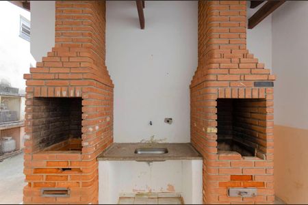 Apartamento para alugar com 45m², 2 quartos e 1 vaga Apartamento para alugar com 45m², 2 quartos e 1 vagaÁrea Comum - Churrasqueira