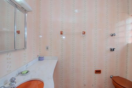 Casa para alugar com 340m², 4 quartos e 2 vagas Casa para alugar com 340m², 4 quartos e 2 vagasBanheiro da Suíte