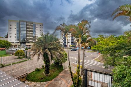 Casa para alugar com 340m², 4 quartos e 2 vagas Casa para alugar com 340m², 4 quartos e 2 vagasVista