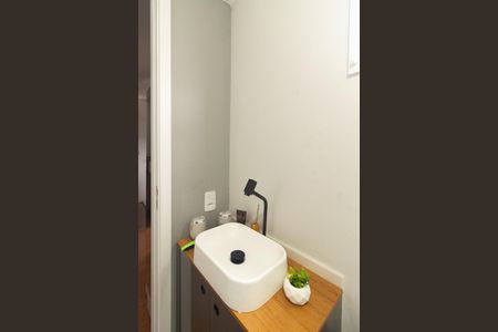 Apartamento para alugar com 44m², 2 quartos e sem vaga Apartamento para alugar com 44m², 2 quartos e sem vagaBanheiro Social