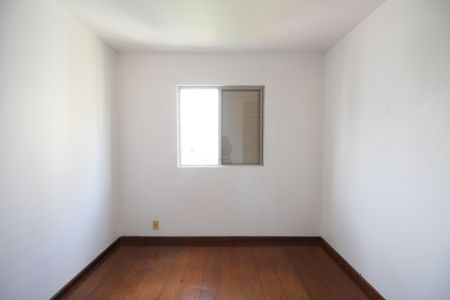 Apartamento para alugar com 67m², 3 quartos e 1 vagaQuarto 2