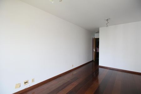 Sala de apartamento para alugar com 3 quartos, 67m² em Vila Morumbi, São Paulo