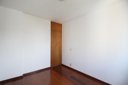 Apartamento para alugar com 67m², 3 quartos e 1 vagaQuarto 3