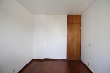 Apartamento para alugar com 67m², 3 quartos e 1 vagaQuarto 3