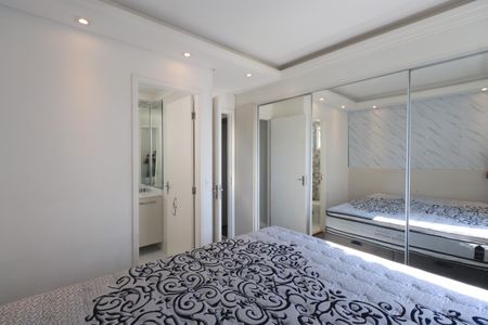 Apartamento para alugar com 63m², 2 quartos e 1 vagaSuíte