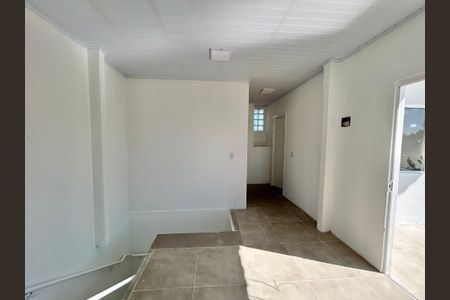 Casa para alugar com 119m², 3 quartos e 2 vagasCorredor 