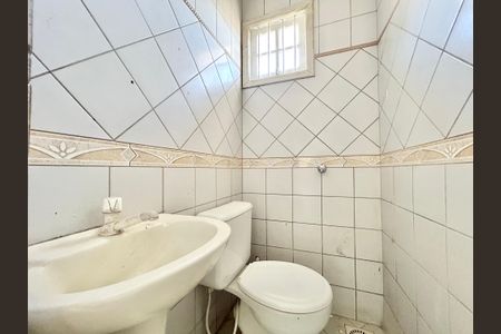 Casa para alugar com 119m², 3 quartos e 2 vagasBanheiro 2