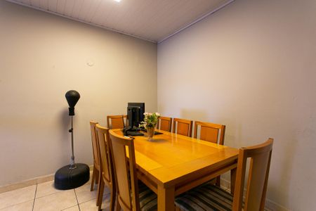 Casa à venda com 253m², 5 quartos e 2 vagasCasa 2 - Sala