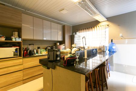 Casa à venda com 253m², 5 quartos e 2 vagasCasa 2 - Cozinha