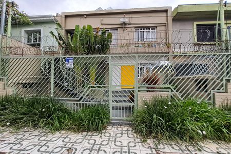 Casa à venda com 253m², 5 quartos e 2 vagasFachada