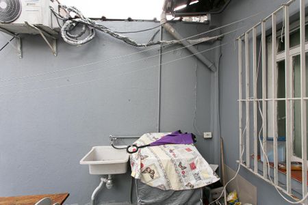 Casa à venda com 253m², 5 quartos e 2 vagasCasa 2 - Área de Serviço