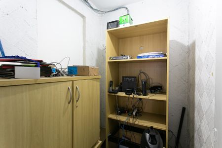 Casa à venda com 253m², 5 quartos e 2 vagasCasa 1 - Quarto 4