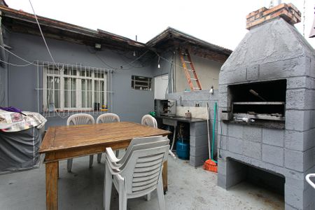 Casa à venda com 253m², 5 quartos e 2 vagasCasa 2 - Churrasqueira