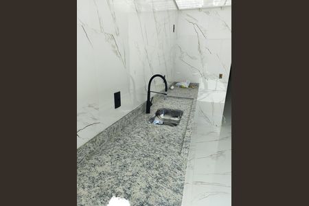 Cozinha de casa à venda com 4 quartos, 150m² em Vila Carrão, São Paulo
