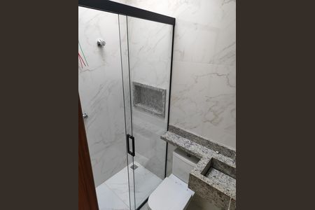 Banheiro de casa à venda com 4 quartos, 150m² em Vila Carrão, São Paulo