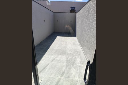 Quintal de casa à venda com 4 quartos, 150m² em Vila Carrão, São Paulo