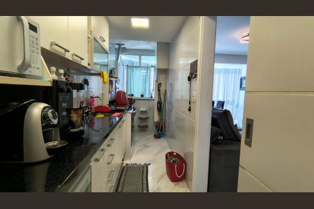 Apartamento à venda com 100m², 2 quartos e 3 vagas