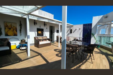 Apartamento à venda com 100m², 2 quartos e 3 vagas