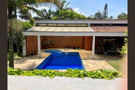 Casa à venda com 624m², 4 quartos e 4 vagas