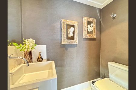 Apartamento à venda com 150m², 2 quartos e 2 vagasLavabo