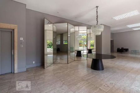 Apartamento à venda com 150m², 2 quartos e 2 vagasHall social