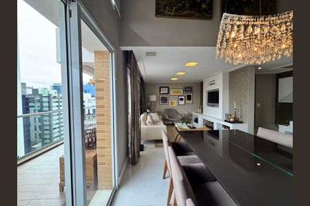 Varanda da Sala de apartamento à venda com 2 quartos, 150m² em Vila Nova Conceição, São Paulo