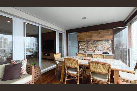 Apartamento à venda com 92m², 2 quartos e 2 vagas Apartamento à venda com 92m², 2 quartos e 2 vagasVaranda